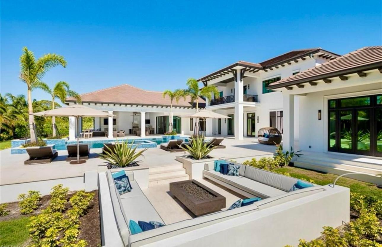The Veteran Residents Villa Naples Exterior photo