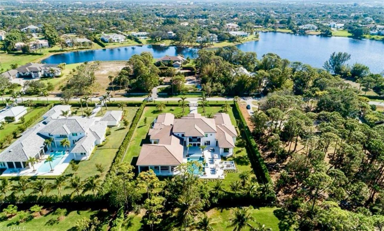 The Veteran Residents Villa Naples Exterior photo